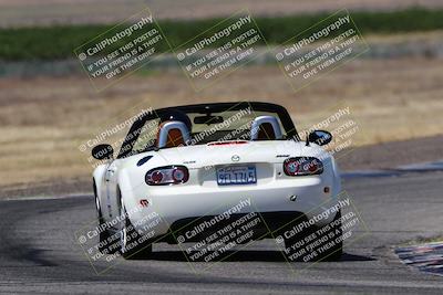 media/May-12-2024-OnGrid (Sun) [[7455ef9f94]]/Group 1 Green/Session 2 (Outside Cotton Corners) green/